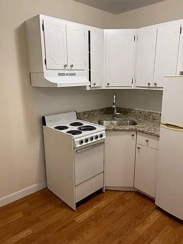 62 Brighton Ave Photo 1