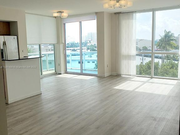5th image of 7900 Harbor Island Dr APT 512