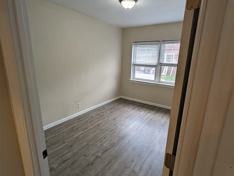 7114 Vernon Ave #7114 — Photo 8