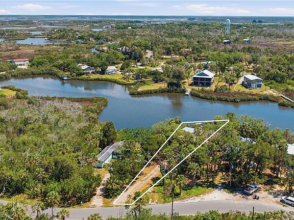 3rd image of 1490 S Estuary Dr