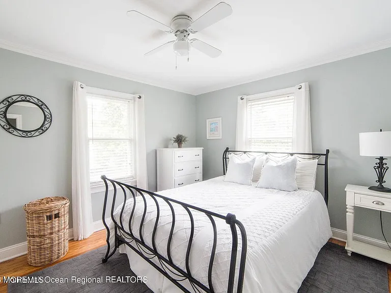 413 Main Ave — Photo 7