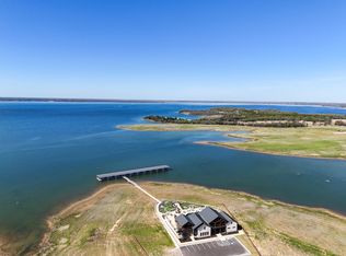 532 Lakeshore Ter, Windom, TX 75492