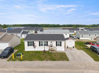 22 Copper Beech Dr, Nanticoke, ON N0A1L0