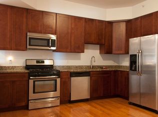 906 22nd St, Union City, NJ 07087