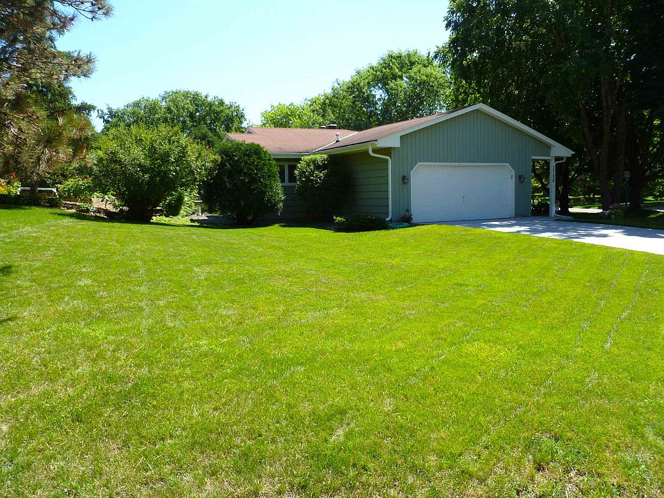 2nd image of 2750 Shadyview Ln N
