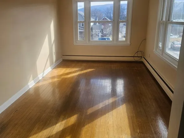 Newry Apartments, 834 Patrick Ln #203, Newry, PA 16665