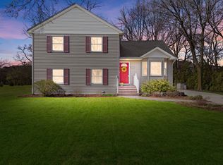 2420 College Rd, Downers Grove, IL 60516