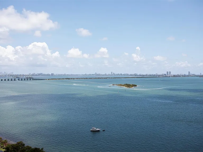 1717 N Bayshore Dr #A-2740 — Photo 23