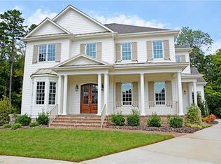 2109 Berkshire Pl, Greensboro, NC 27408