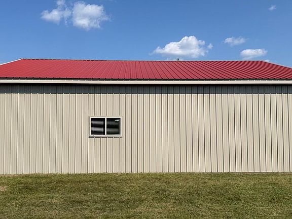 5th image of N16165 N River Rd