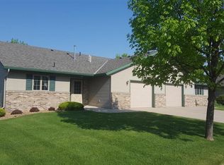 2202 10th St SW, Willmar, MN 56201