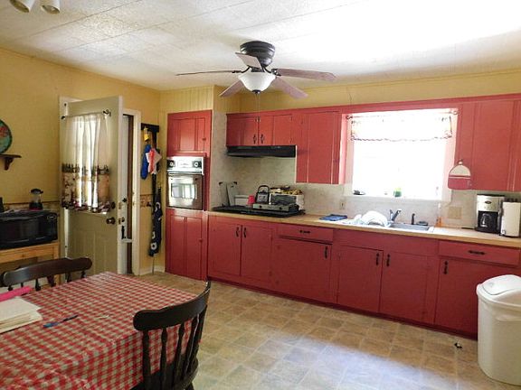 4th image of 46 Caddo Dr