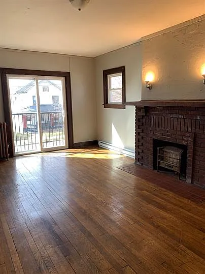 1926 Catalpa Dr #4