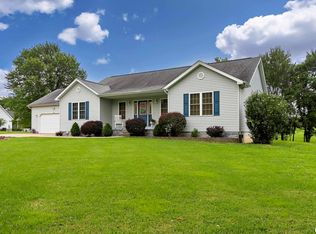 11583 Reservoir Rd, Marion, IL 62959