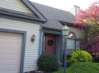 6067 Abbey Church Rd, Dublin, OH 43017