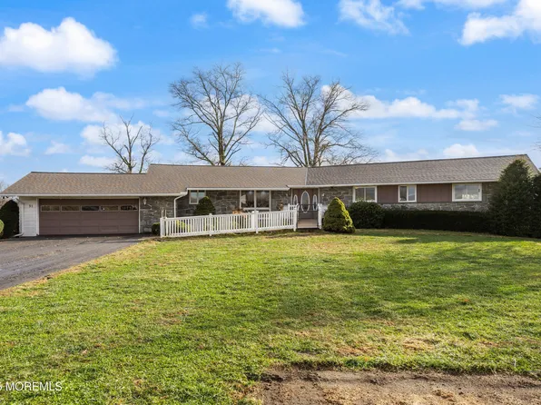 51 Arneys Mount Road, Pemberton, NJ 08068