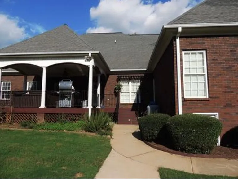940 Lansfair Dr — Photo 17
