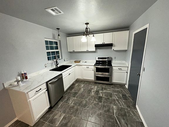 Newly Remodeled Kitchen