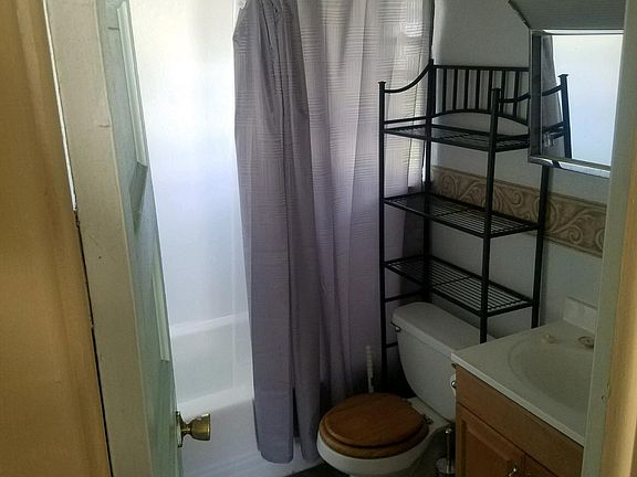 5th image of 1408 W Dalton Ave