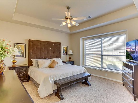 4th image of 20787 Kenswick Park Dr