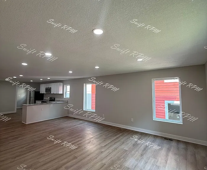1038 Oakland Ave #1 — Photo 2
