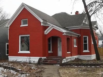 229 W 3rd St, Chanute, KS, 66720