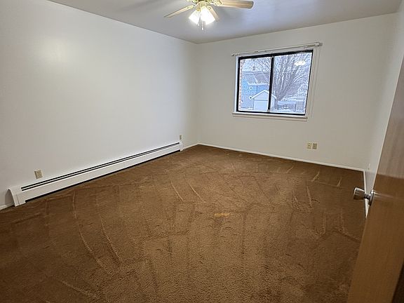 4th image of 695 Capital Ave NE #25B