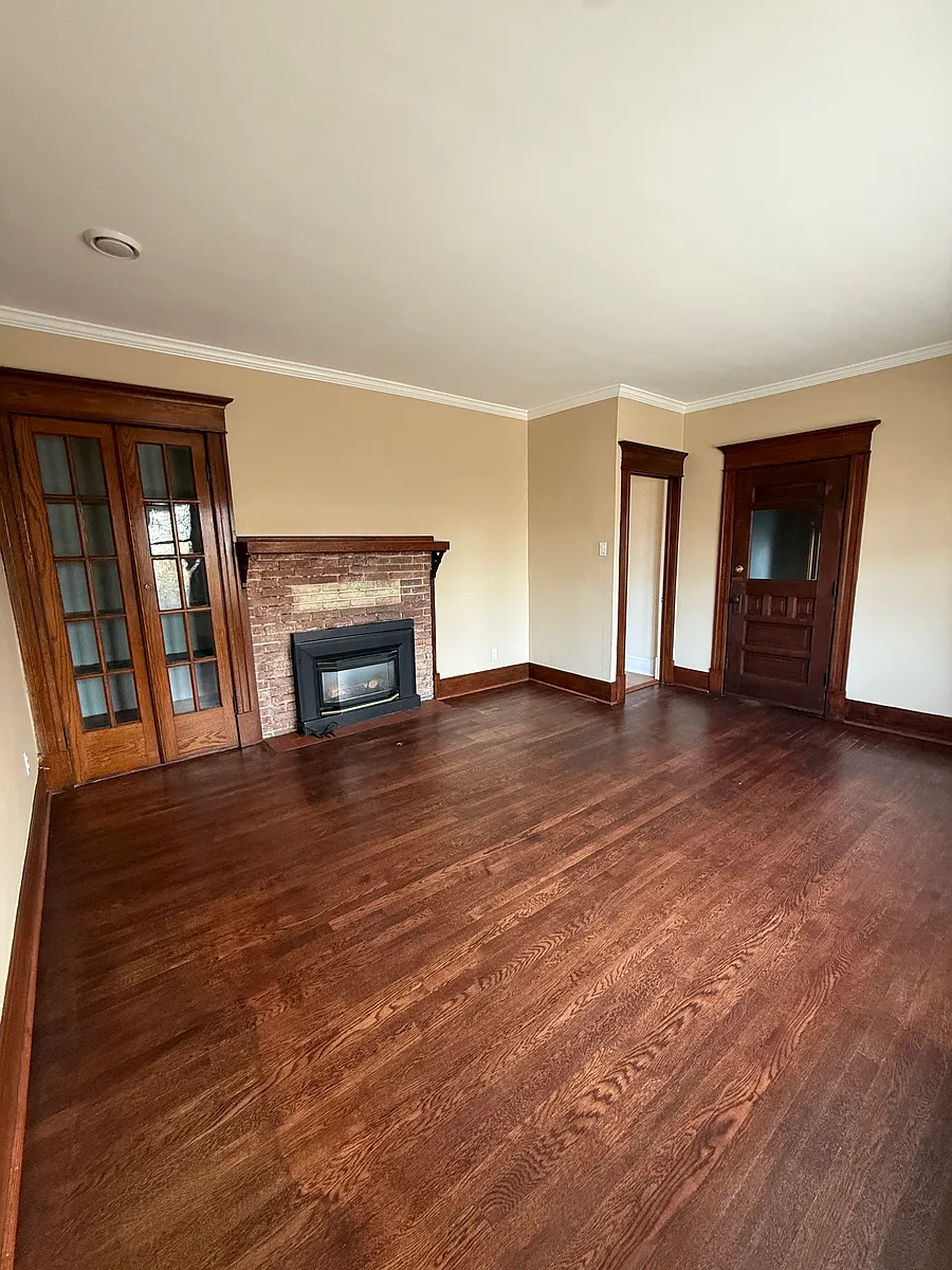 Building Photo - 413 Bird Ave #1