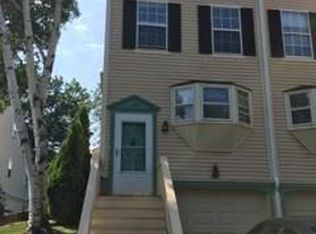 182 Rising Trail Dr #182, Middletown, CT 06457