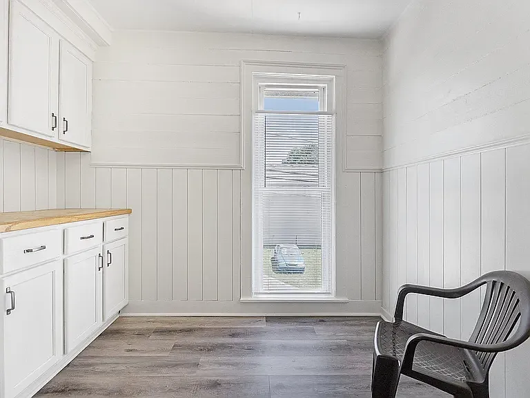 2 bed, $1,200 — Photo 4