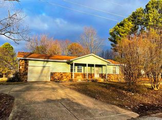 61 Arnhart St, Ash Flat, AR 72513