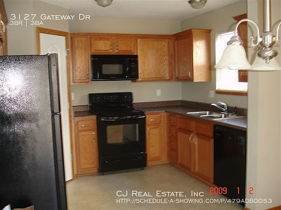 2nd image of 3127 NW Gateway Dr