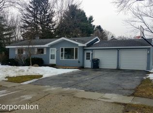 1724 Fescue St, Portage, MI 49024
