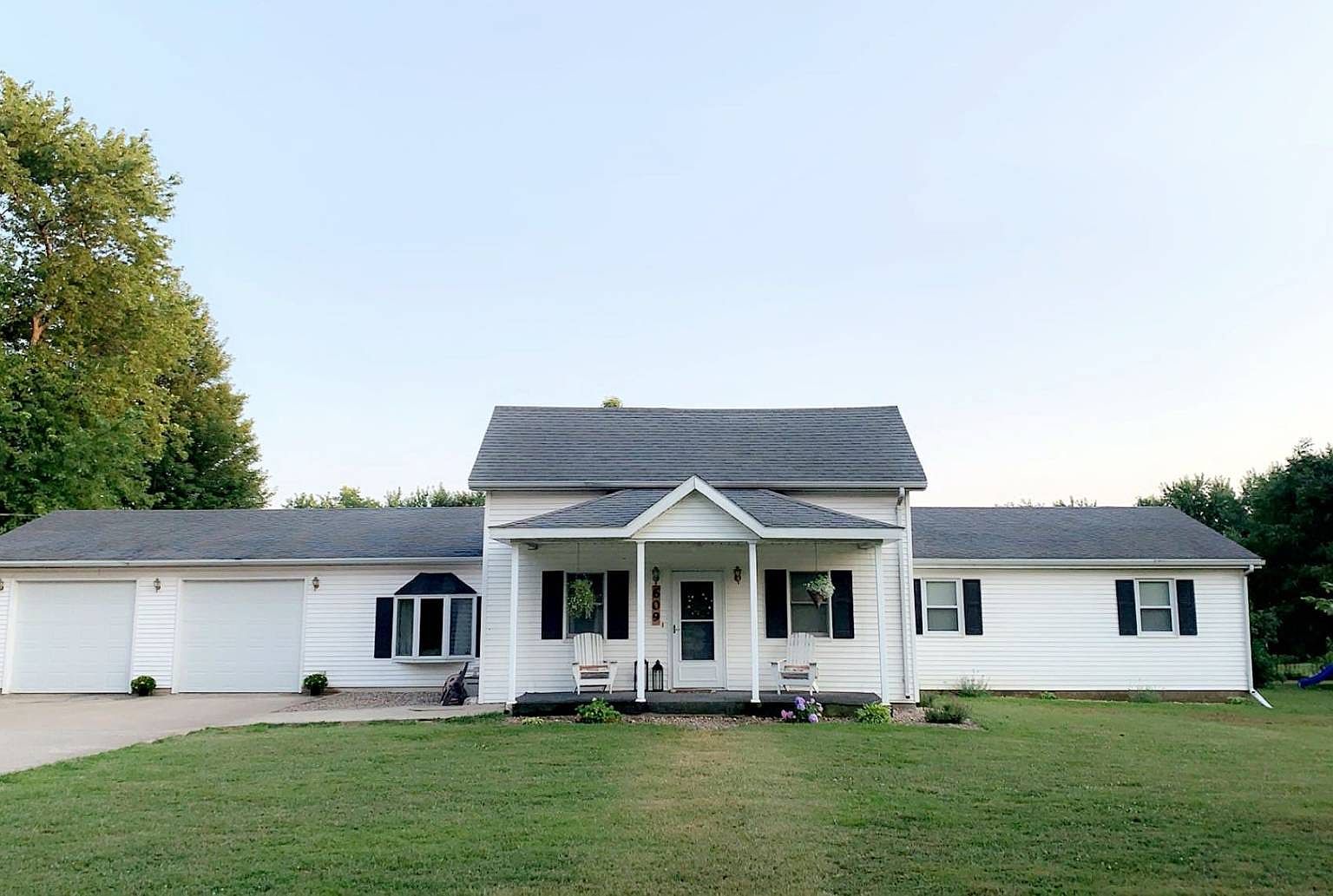 609 E Quincy St, Griggsville, IL 62340 Zillow