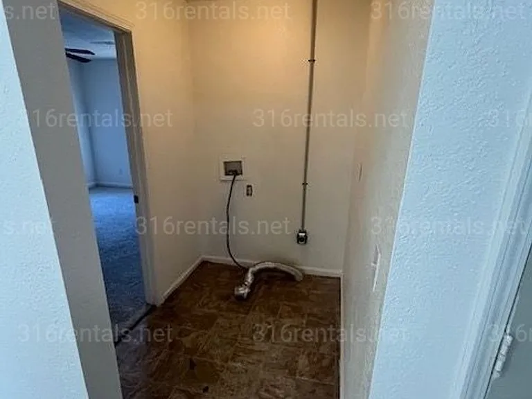 1607 N Minneapolis St — Photo 9