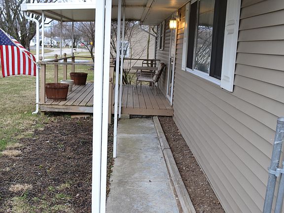 4th image of 512 Dawes Ave