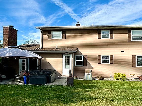 3rd image of 3303 Westway Dr