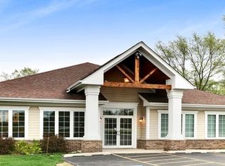 2600 Behan Rd #F, Crystal Lake, IL 60014