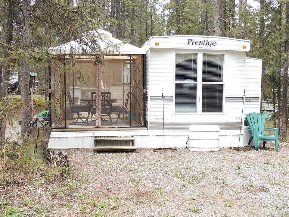 1st image of 7 Timber Dr