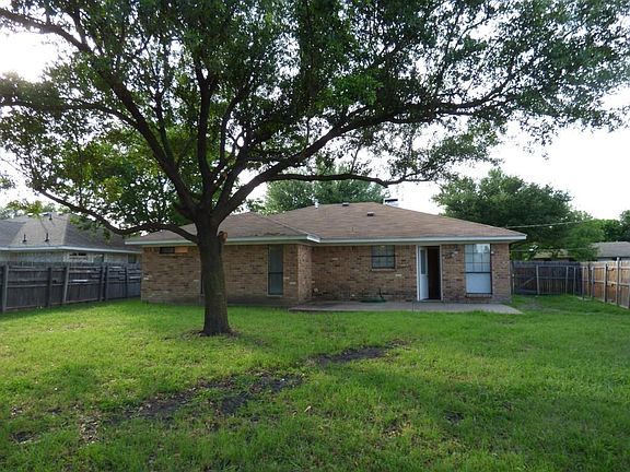 4th image of 120 Mesa Wood Dr