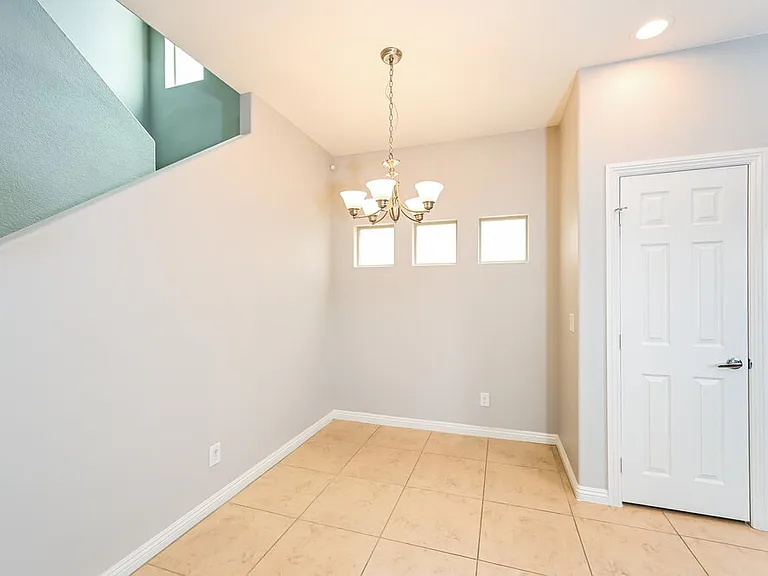 9655 Vega Carpio Ave — Photo 7
