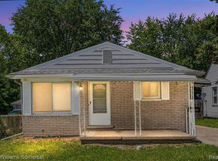 22487 Donald Ave, Eastpointe, MI 48021