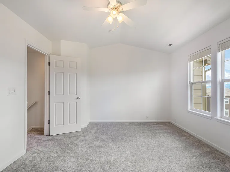 1013 Burning Bush Point — Photo 29