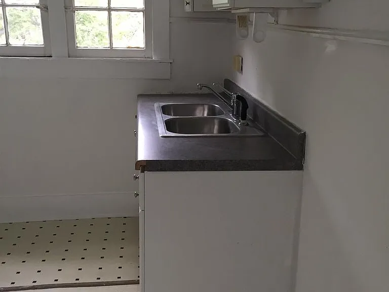 1714 Ashwood Ave #C — Photo 5