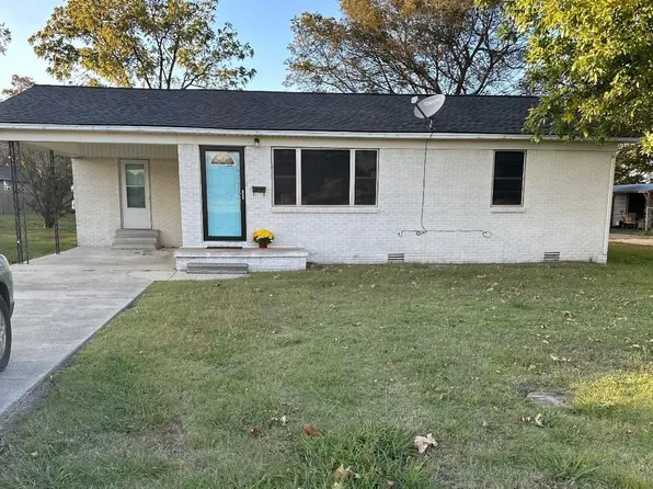 308 SW 6th St, Walnut Ridge, AR 72476