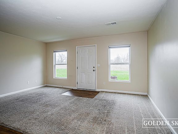 2nd image of 1309 W Sheffield Dr