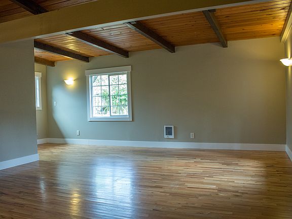 4th image of 10209 NW 28th Ave