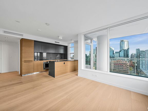 5th image of 1289 Hornby St #25XX