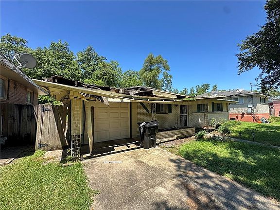 2nd image of 4810 Gawain Dr