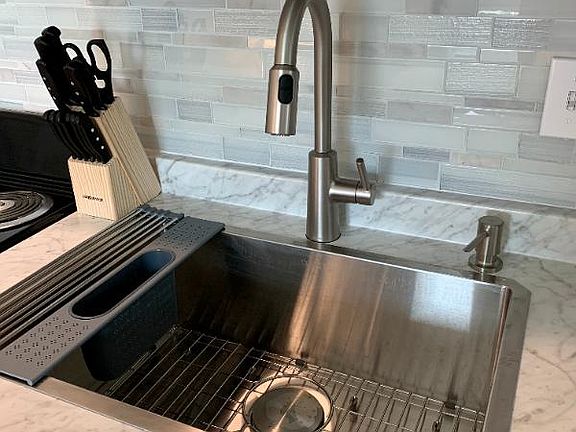 5th image of 128 Boynton Blvd #3